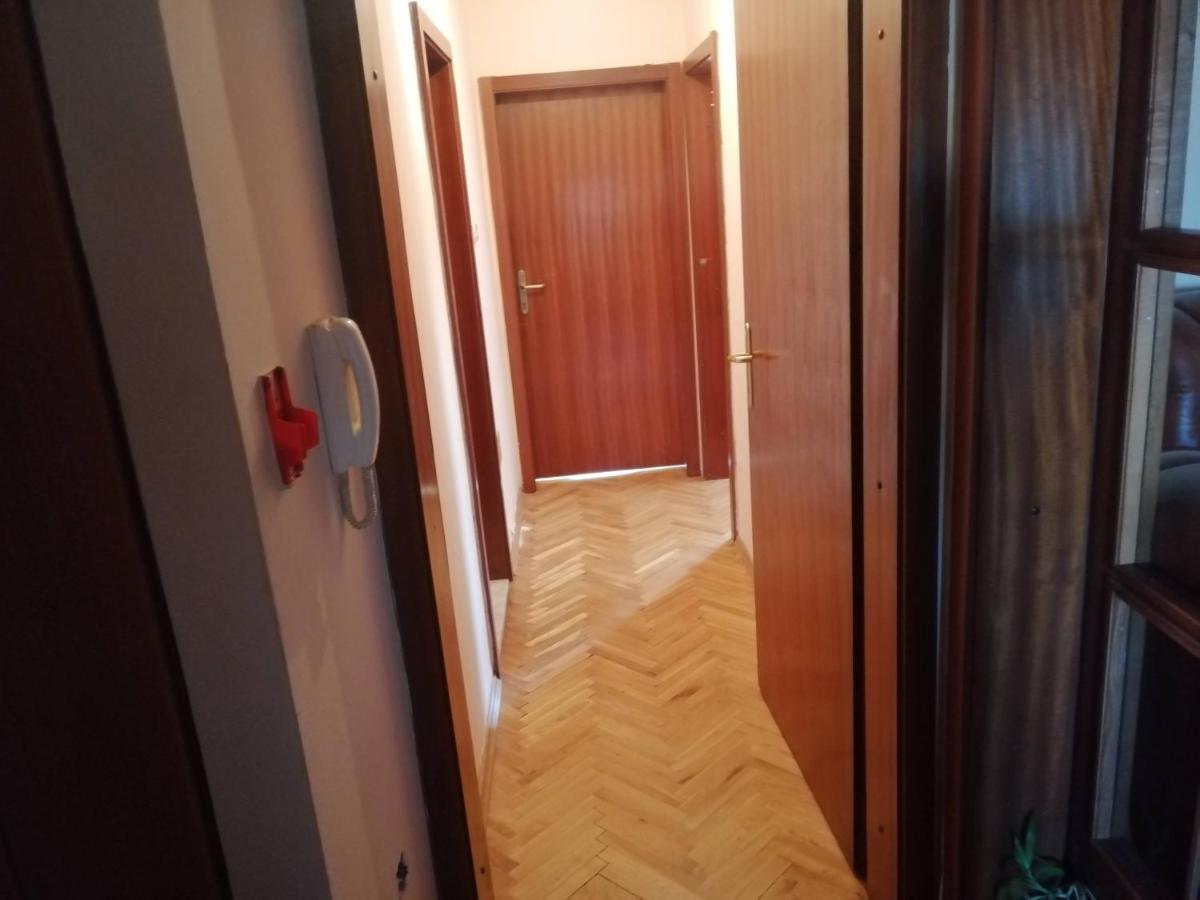 Centar Apartments Skopje Eksteriør billede