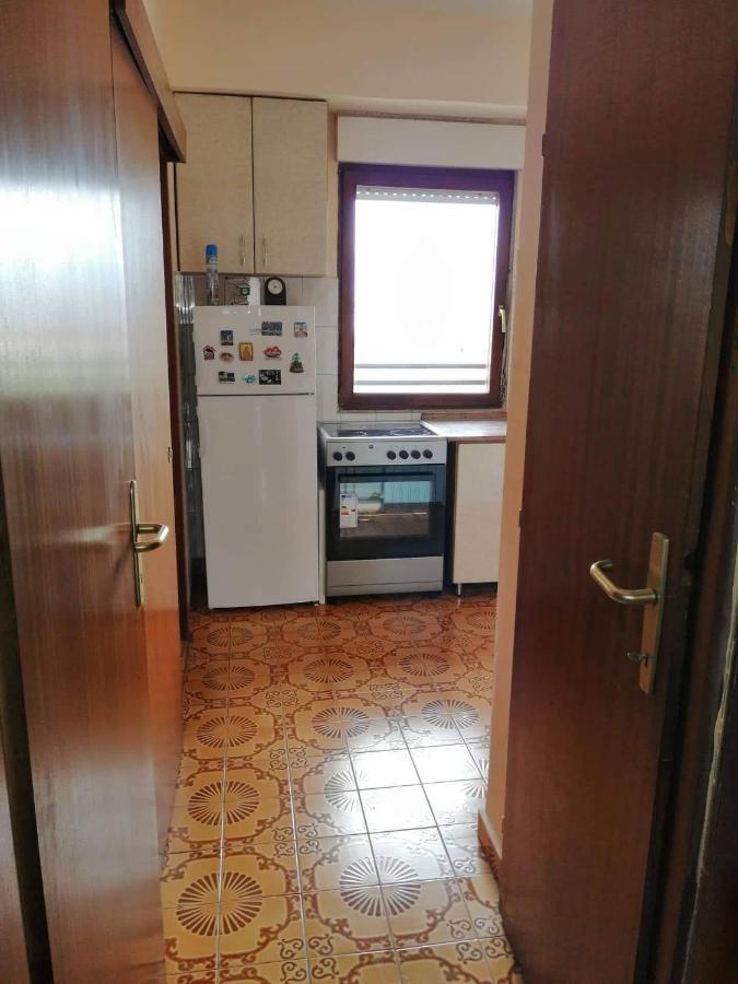 Centar Apartments Skopje Eksteriør billede